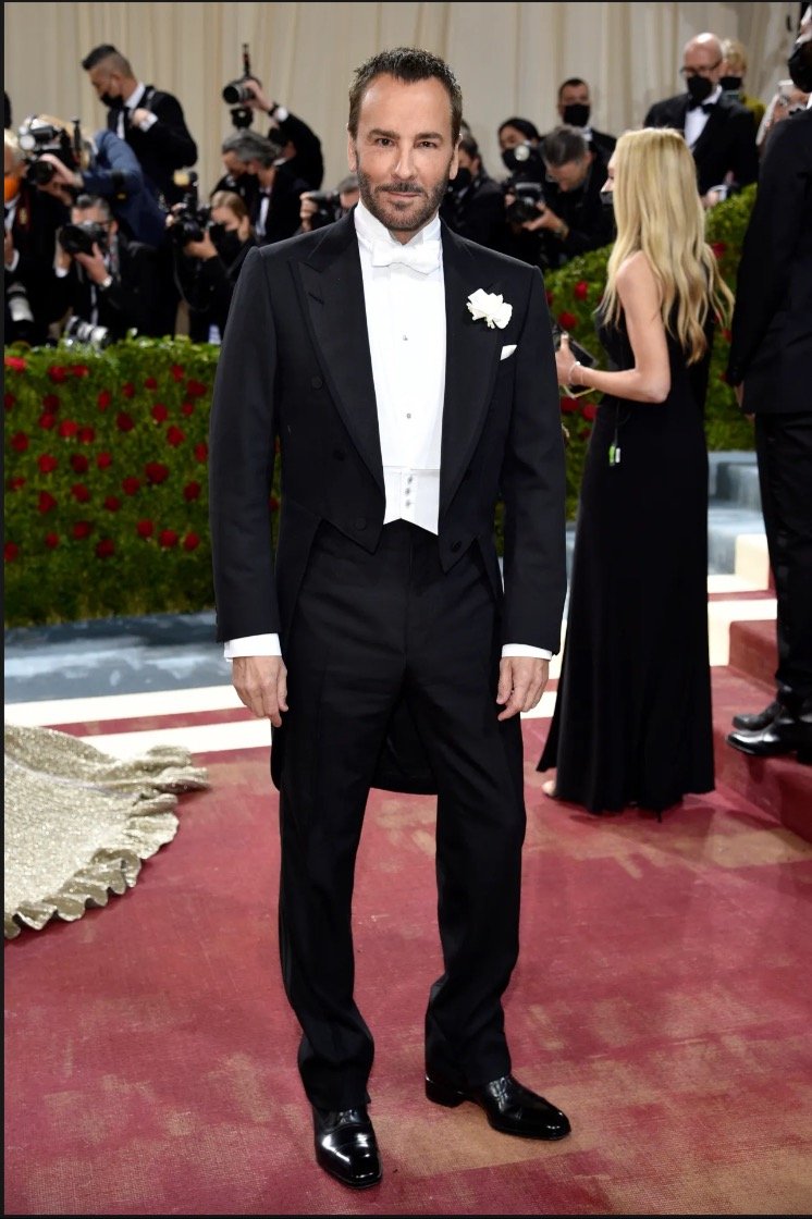 Tom Ford - Met Gala 2022 - White tie tailcoat - Evan Aostin:Invision:AP