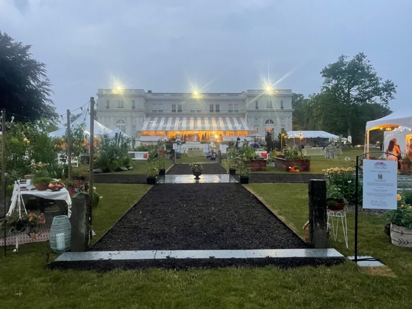 Newport Flower Show Opening Night Mulch and Rosecliff - The Social Diary