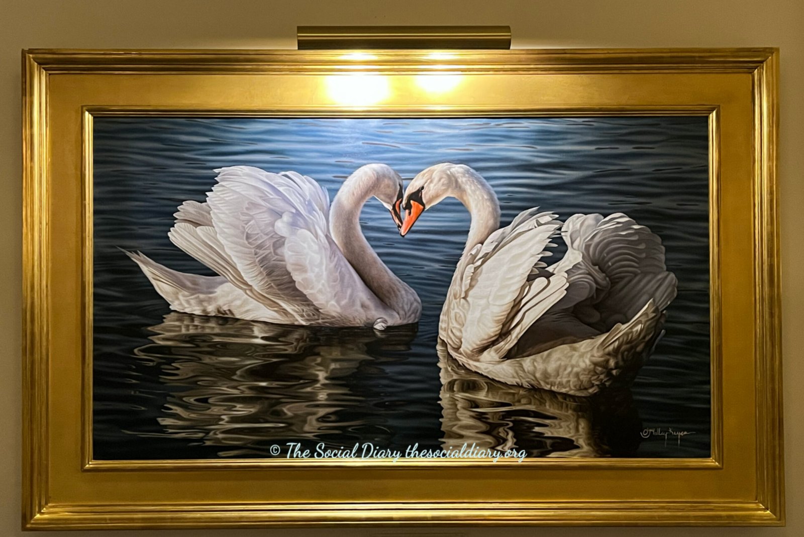 Ocean House Gallery Reception - Ma Cherie pour Toujours Swan