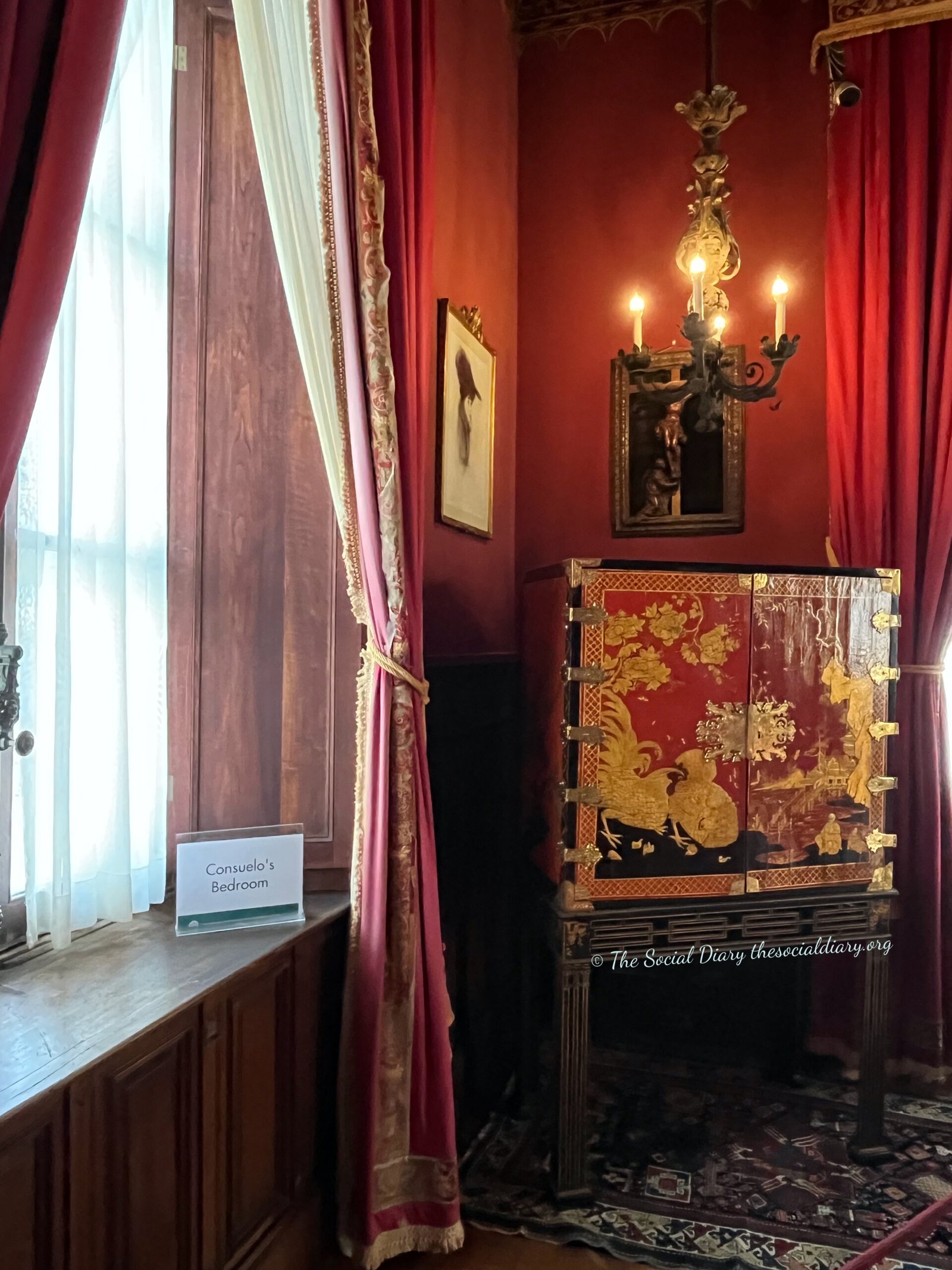 Marble House - Consuelo Vanderbilt's bedroom - The Social Diary