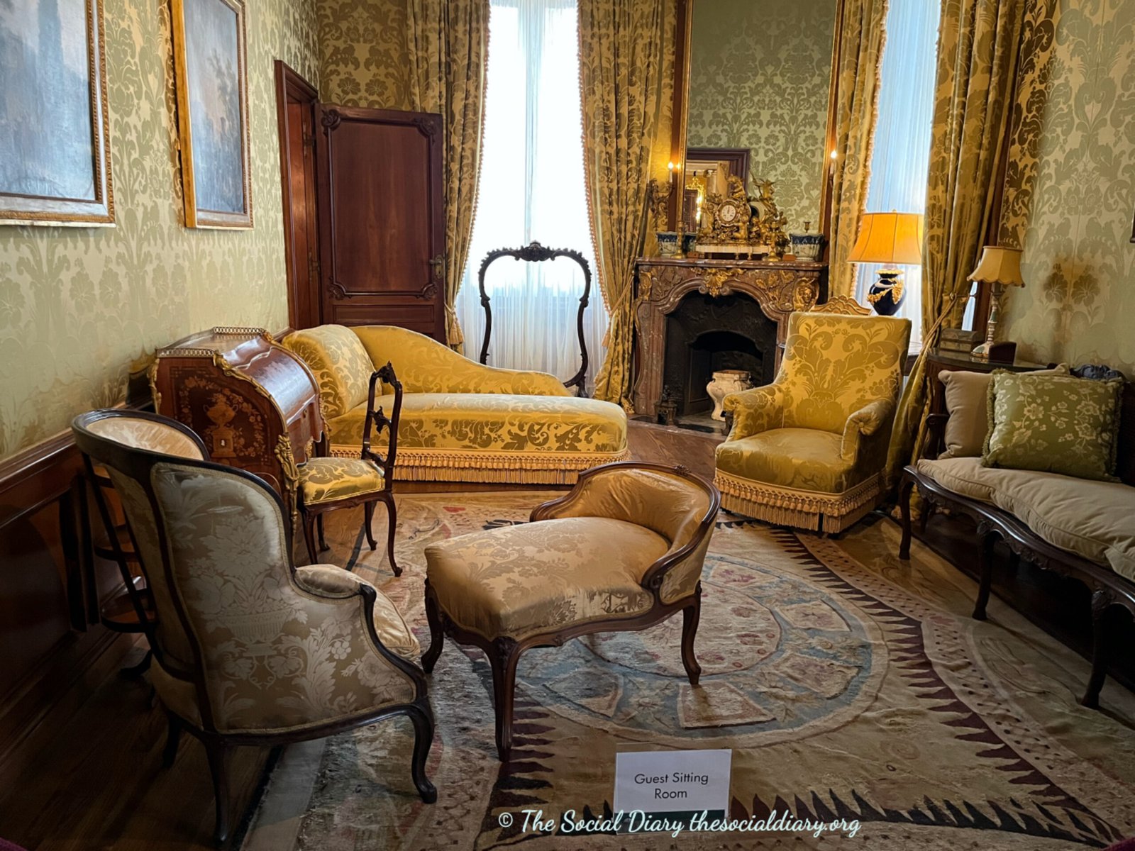 Guest sitting room - Marble House - The Social Diary