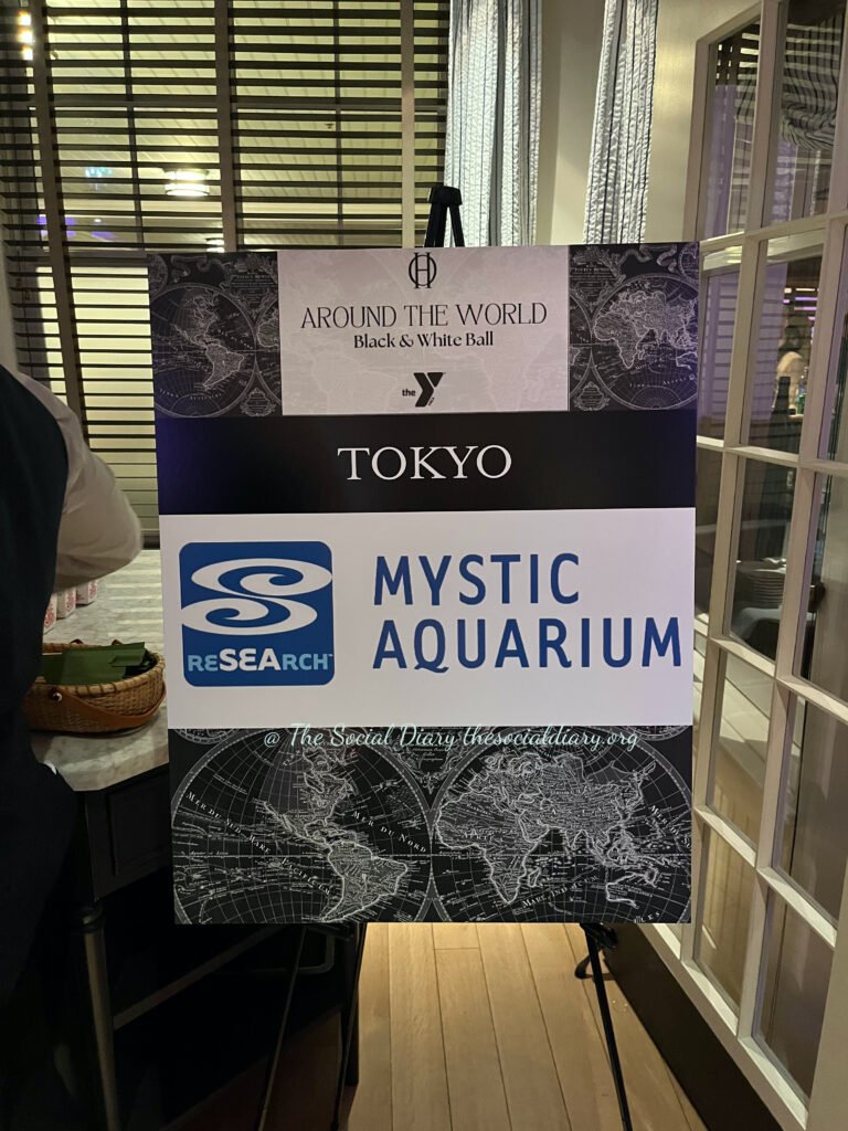 Tokyo Around the World - The Social Diary