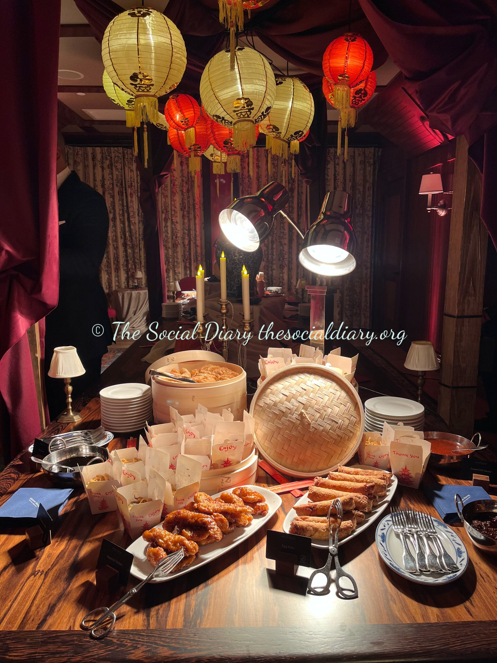 Lanterns - Black & White Ball United 1926 - The Social Diary