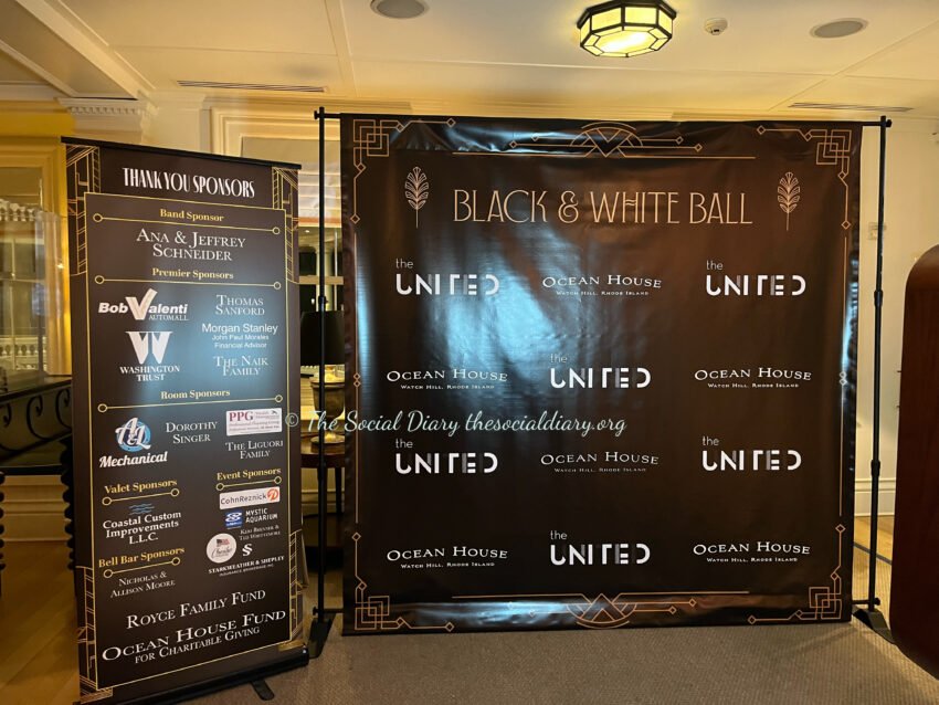 Photo backdrop - Black & White Ball United 1926 - The Social Diary