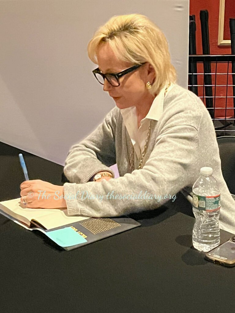 Deborah Goodrich Royce - Book signing Best Boy The United - The Social Diary