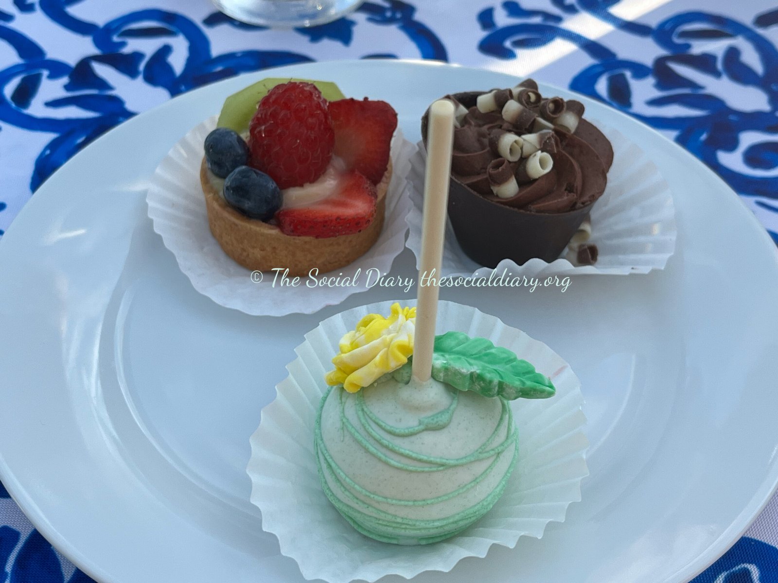 Redwood Garden Party dessert to share - The Social Diary